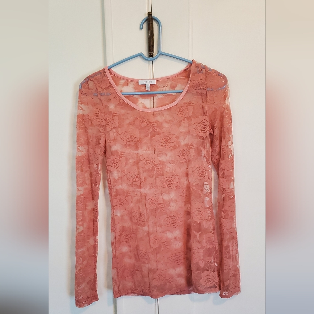 Rose lace top